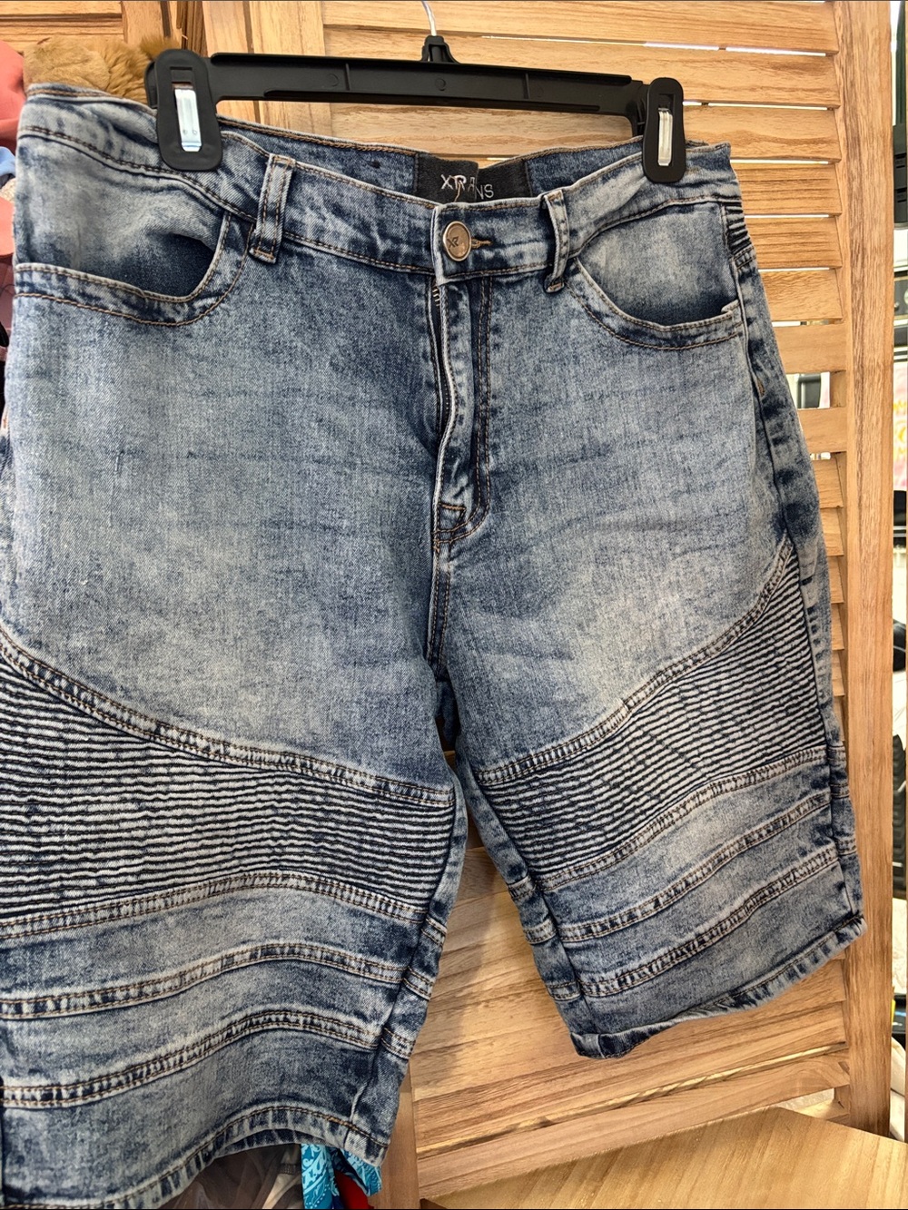 Men’s Light Wash XRay Denim Shorts - 34